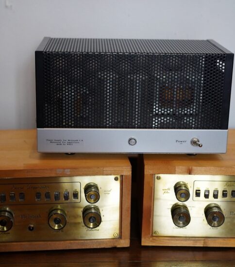 McIntosh C-8 Pre Amplifiers with P/S  ￥440,000