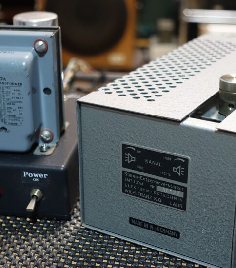 EMT139st Style Stereo EQ Amplifier  ￥275,000